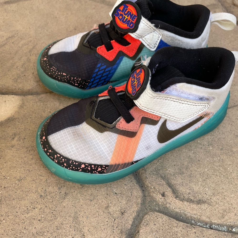 SpaceJam Lebron’s 9C